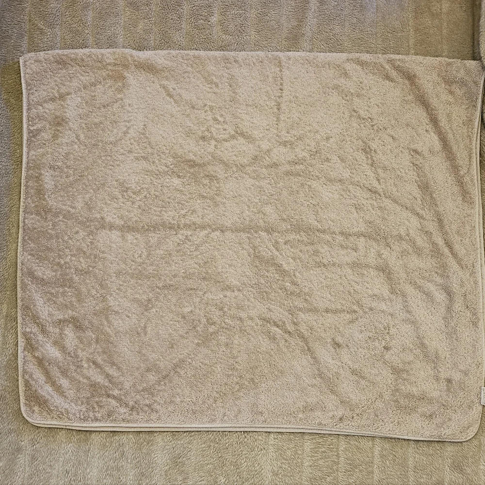 Abyss & Habidecor Super Pile 40 X 72 Inch Bath Sheet In Taupe